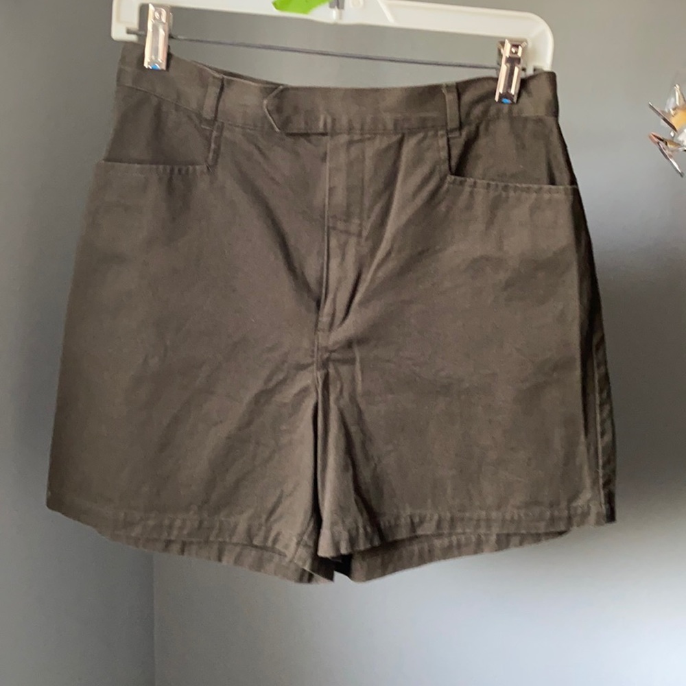 Caslon Olive green shorts